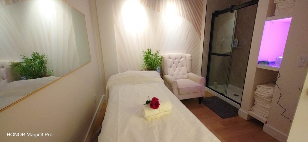 Neovibe Wellness Center Room